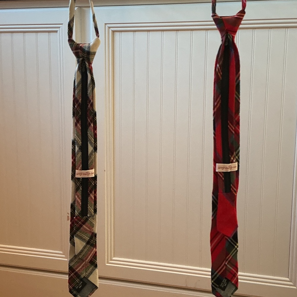 Ivy City Co Multicolor Plaid Accessory - Picture 3 of 3